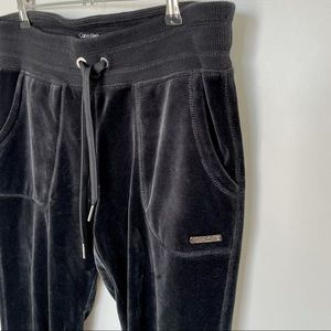 Calvin Klein Performance Joggers